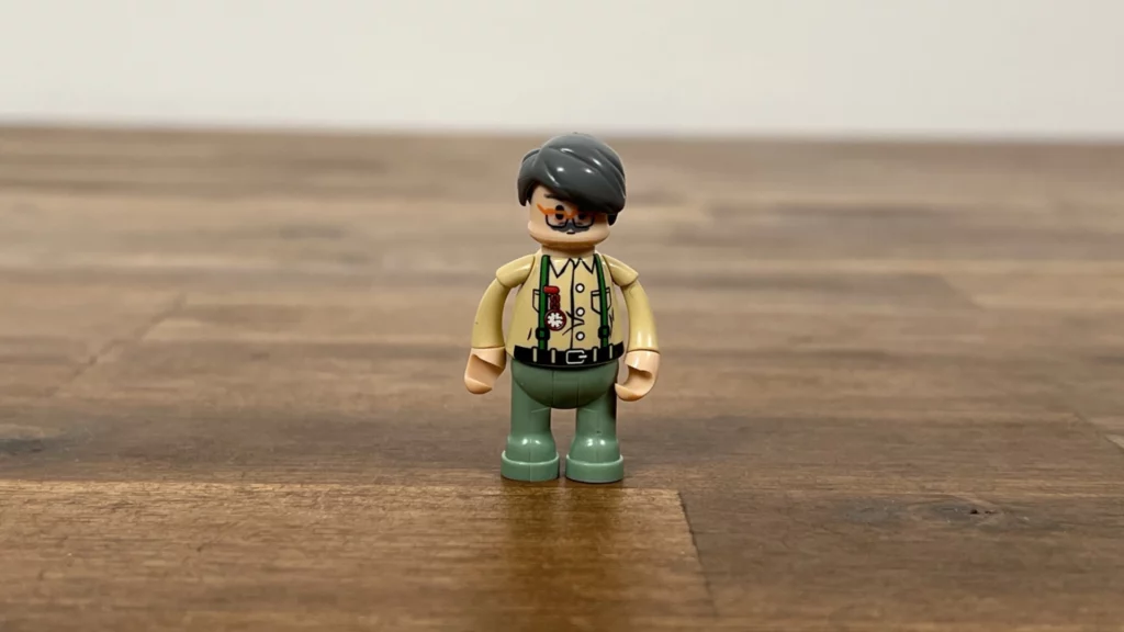 F9023 Minifigure